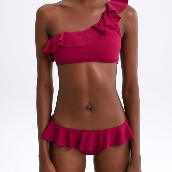 swimsuits with ruffle bottoms